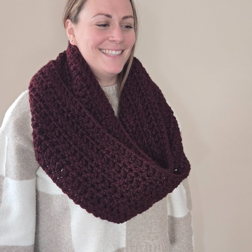 Ladies Wool Infinity Scarf